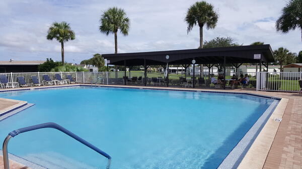 696 Century Lane a Winter Haven, FL Mobile or Manufactured Home for Sale